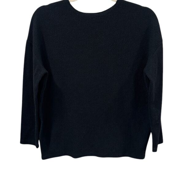 Clara Sun Woo Structured Ribbed Knit Lightweight Top In Black - Picture 3 of 5
